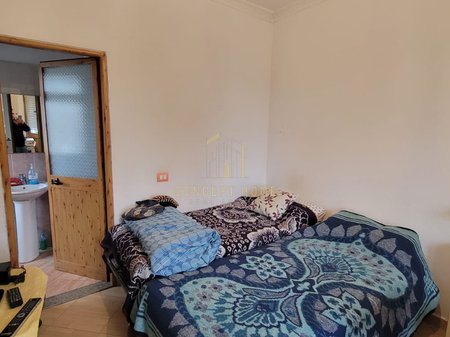 Jepet me qera Garsoniere Te Rruga Besa