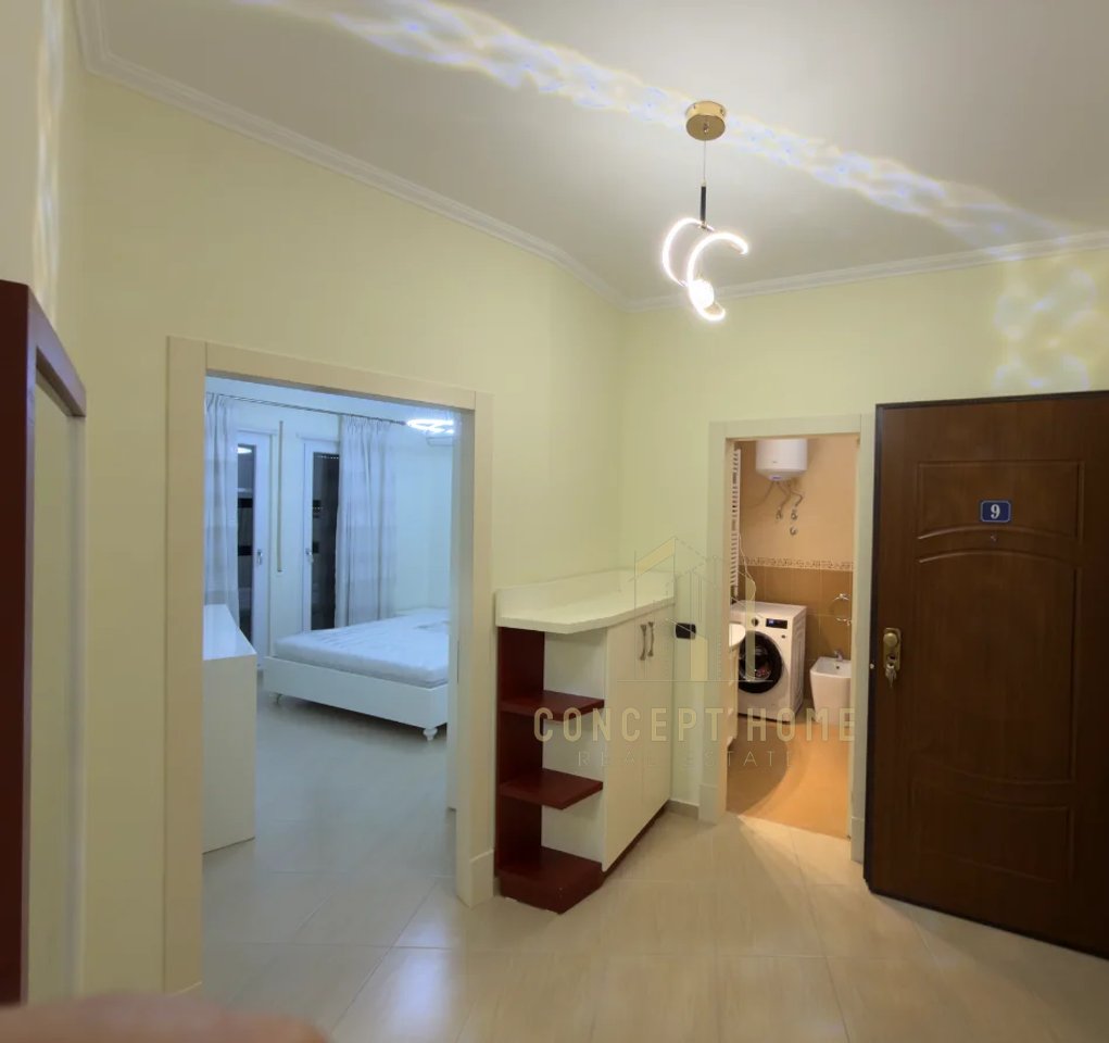 1+1 apartment for rent on Kavaja Street.