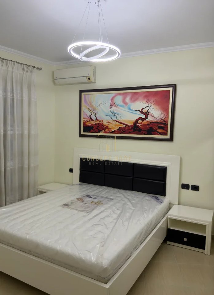 1+1 apartment for rent on Kavaja Street.