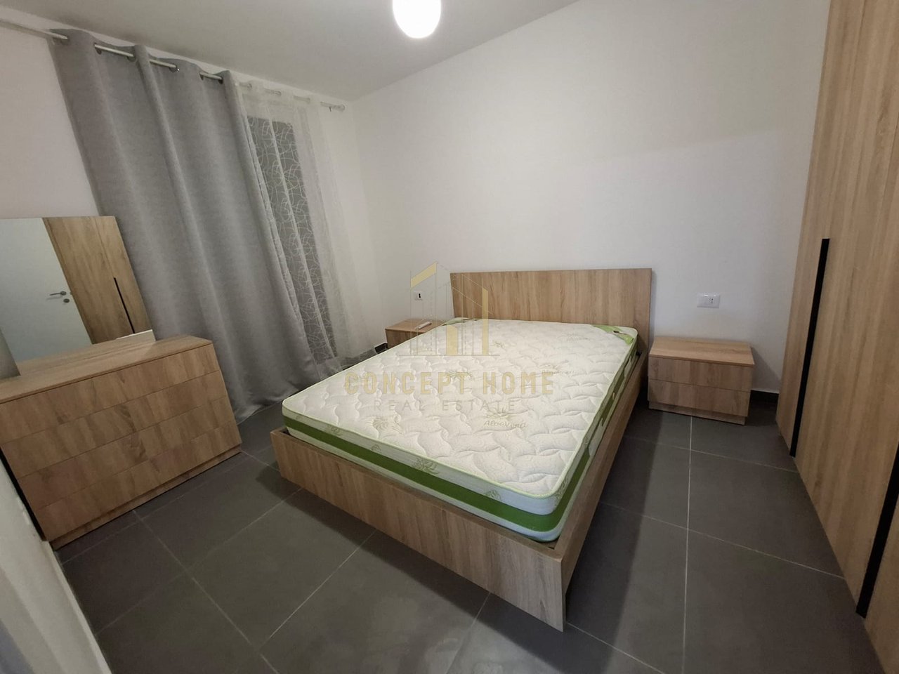 A 3+1 apartment is for rent on 5 Maji Street.