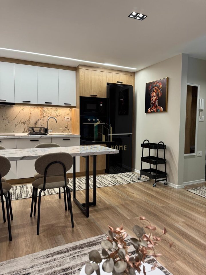 Duplex in affitto a Golden Park 3 (Yzberisht)