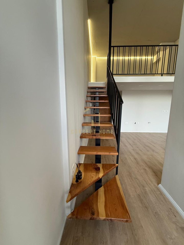 Duplex in affitto a Golden Park 3