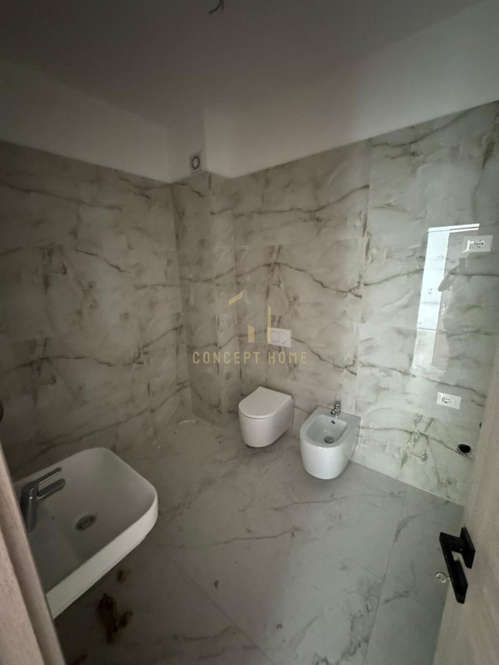 Jepet me qera Apartament 2+1 ne Paskuqan