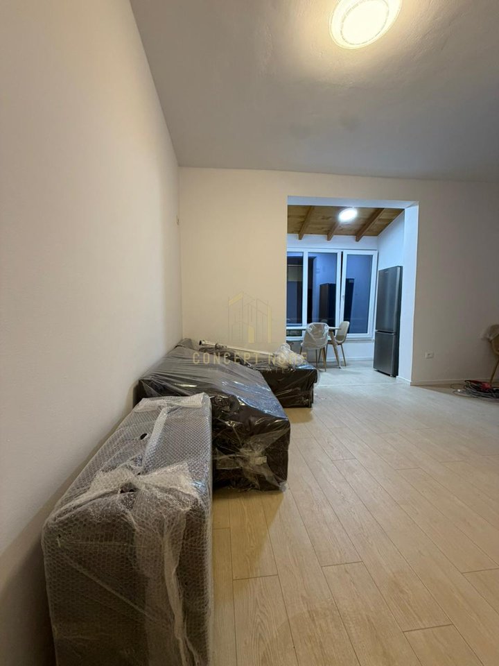 1+1 Apartment for Rent in Kodra e Diellit, Tirana - 400€ | 70 m²
