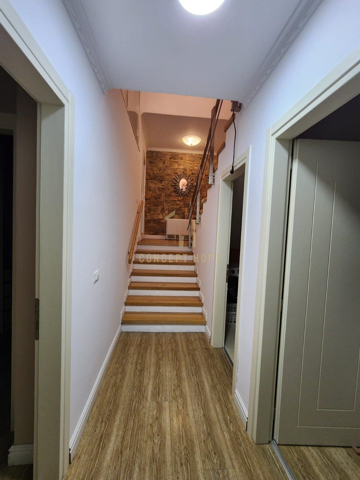 🏡 Vilë moderne me qira në Long Hill Residence, Lundër