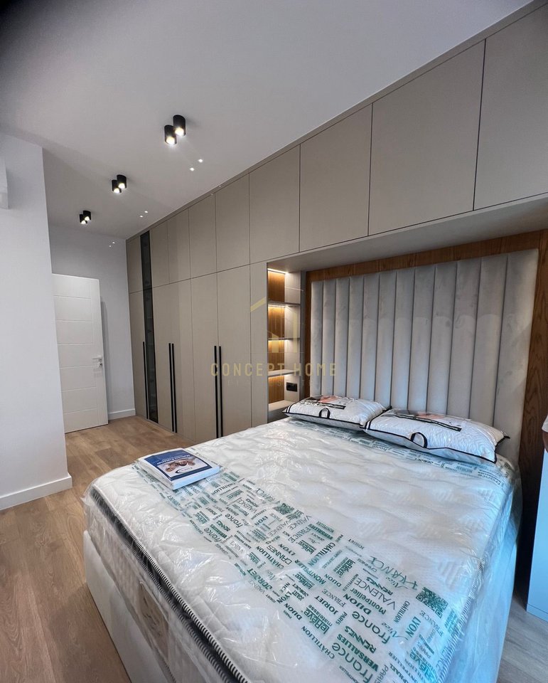 2+1 apartment for rent in Porcelan.