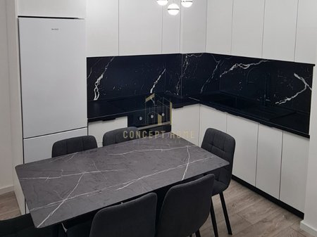 Jepet me qera apartament 1+1 ne Astir.