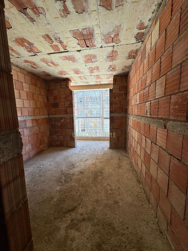 Shitet apartament 3+1+2 ne Paskuqan (Ringside Residence)