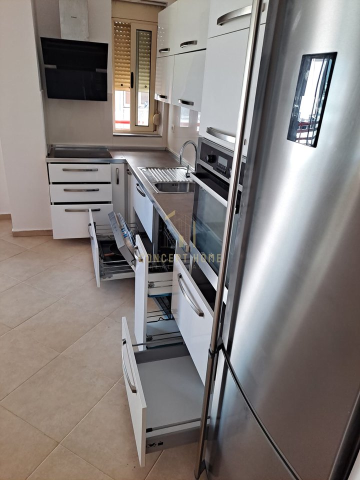 2+1 apartment for sale near the Artificial Lake.