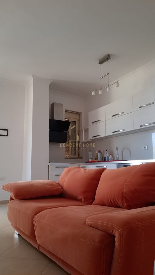 2+1 apartment for sale near the Artificial Lake.