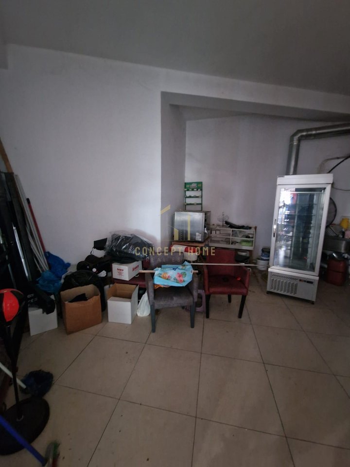 Shitet Biznes Bar Kafe, Pasticeri ne Astir, Kati 0, 20,000€ / 191 m2
