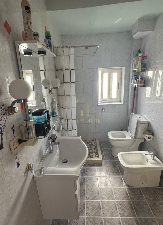 Apartment 2+1 for Sale in Bllok