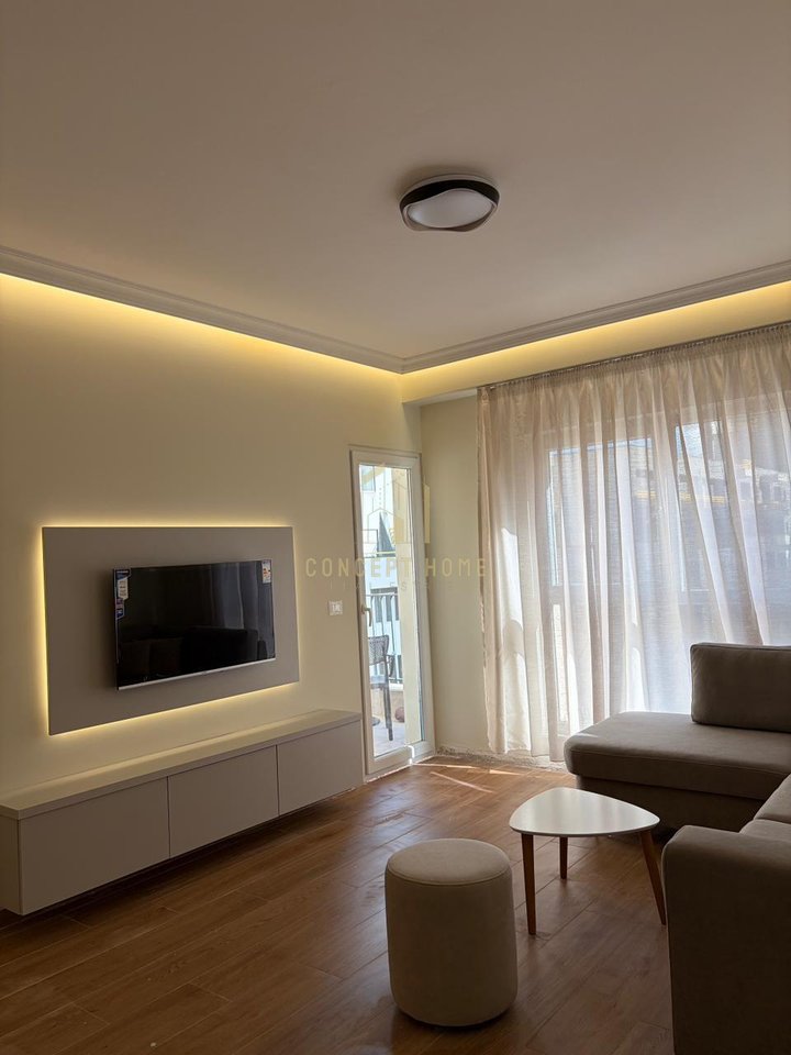 Apartamente 1+1 me qera tek Kompleksi Aura.