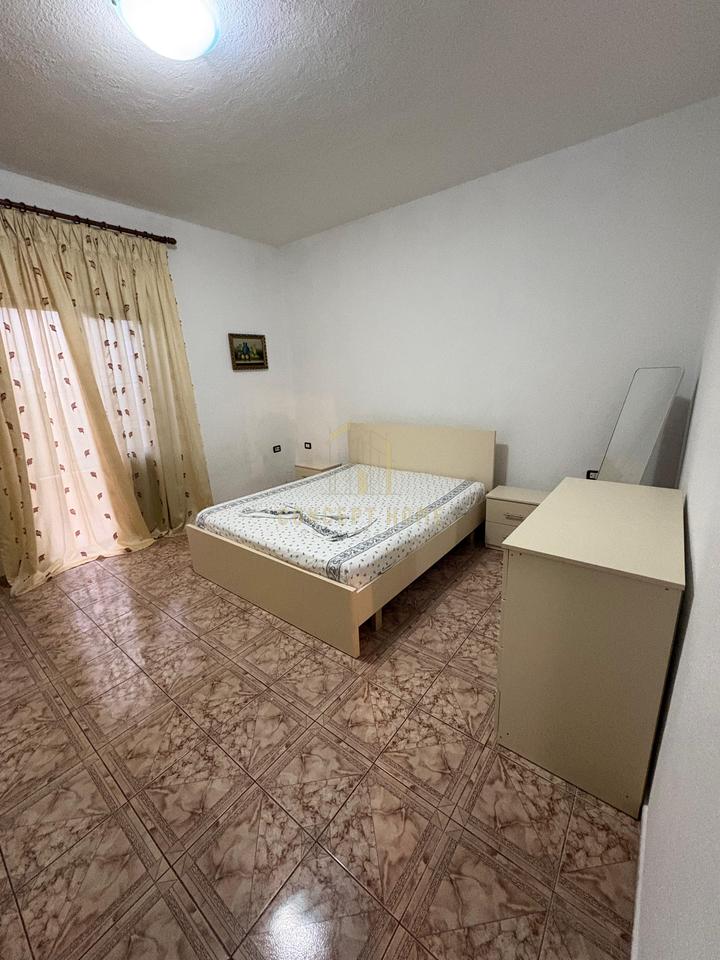 Apartament 2+1 Me Qira në Rruga Jordan Misja, Tiranë - 350€ | 95 m²
