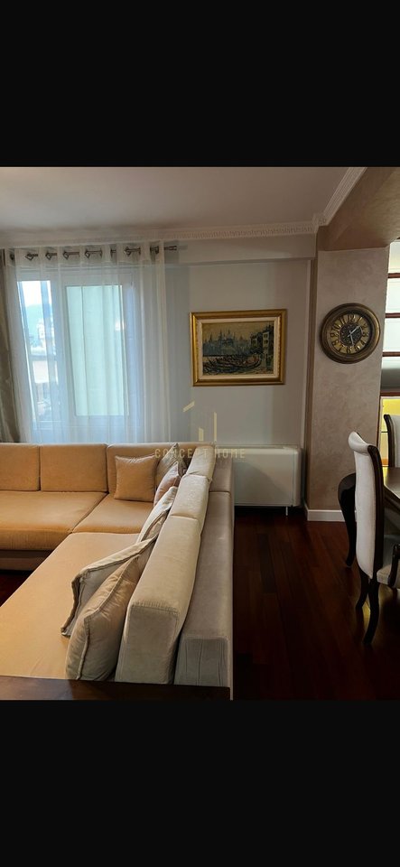 Apartament 3+1+2 Me Qira tek Sheshi Willson, Tiranë - 2000€ | 140 m²