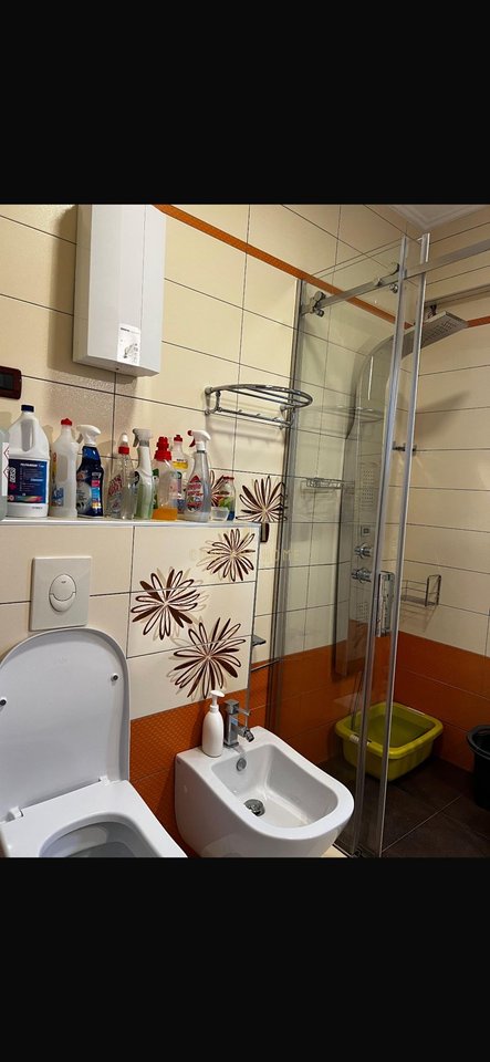 Apartament 3+1+2 Me Qira tek Sheshi Willson, Tiranë - 2000€ | 140 m²
