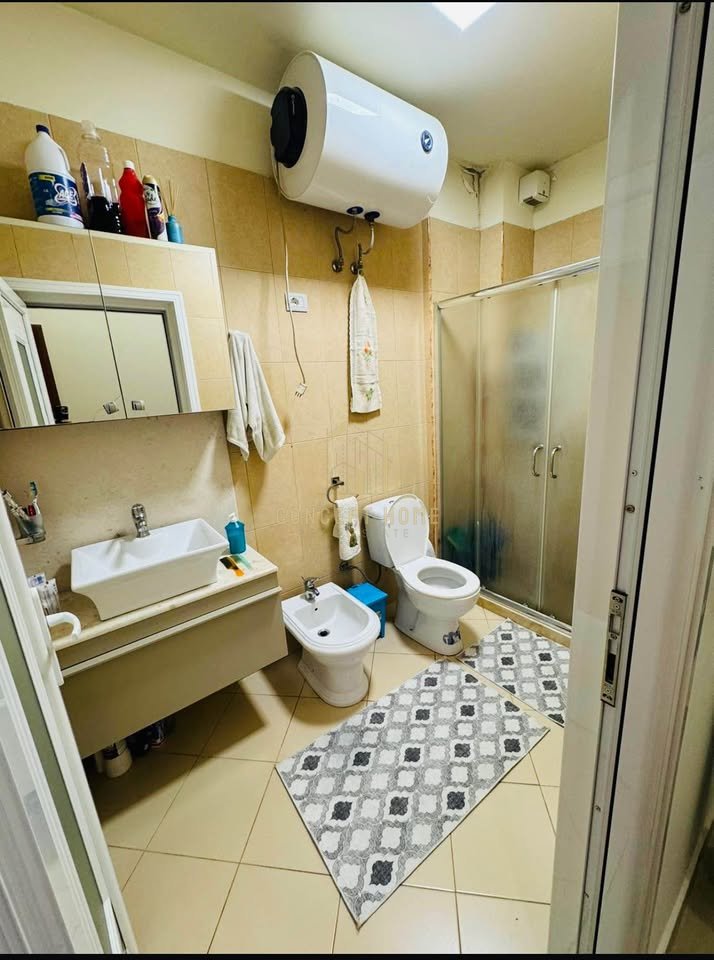 Apartament 1+1 me qera tek Kodra e Diellit.
