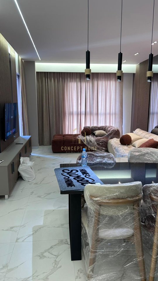Jepet me qera apartament 1+1 ne Laprake