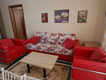 Appartamento 1+1 in affitto ad Astir.