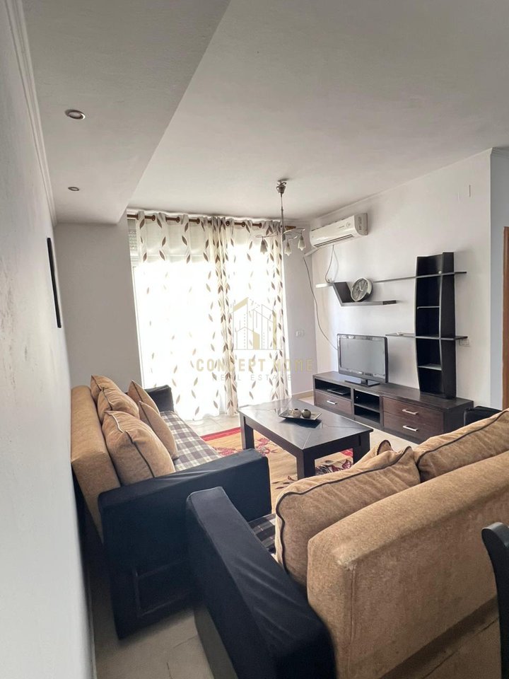 2+1 apartment for rent in Astir.
