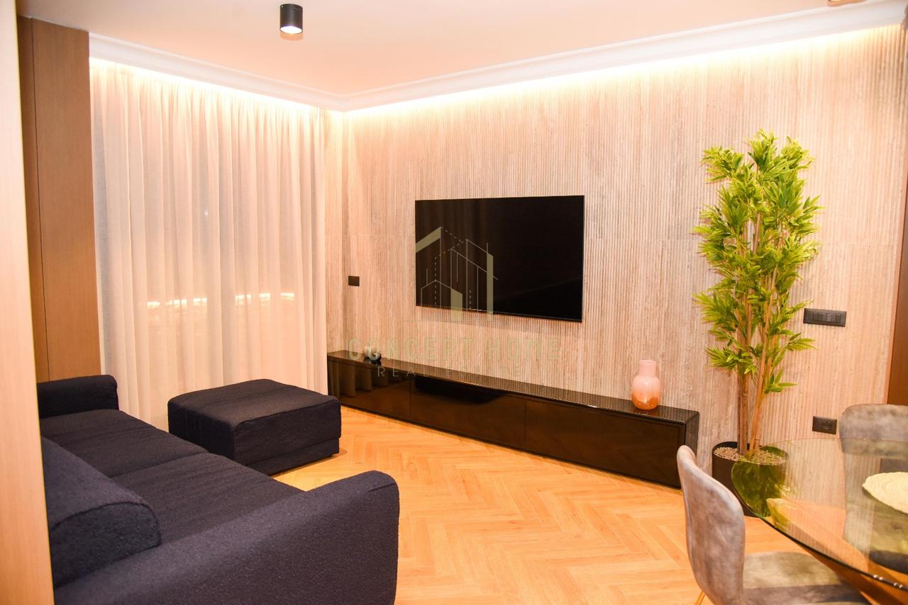 Jepet apartament 2+1 tek ish Ekspozita.
