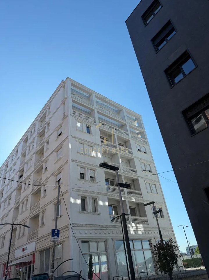 Apartament 2+1+post parkimi me qera ne Paskuqan.