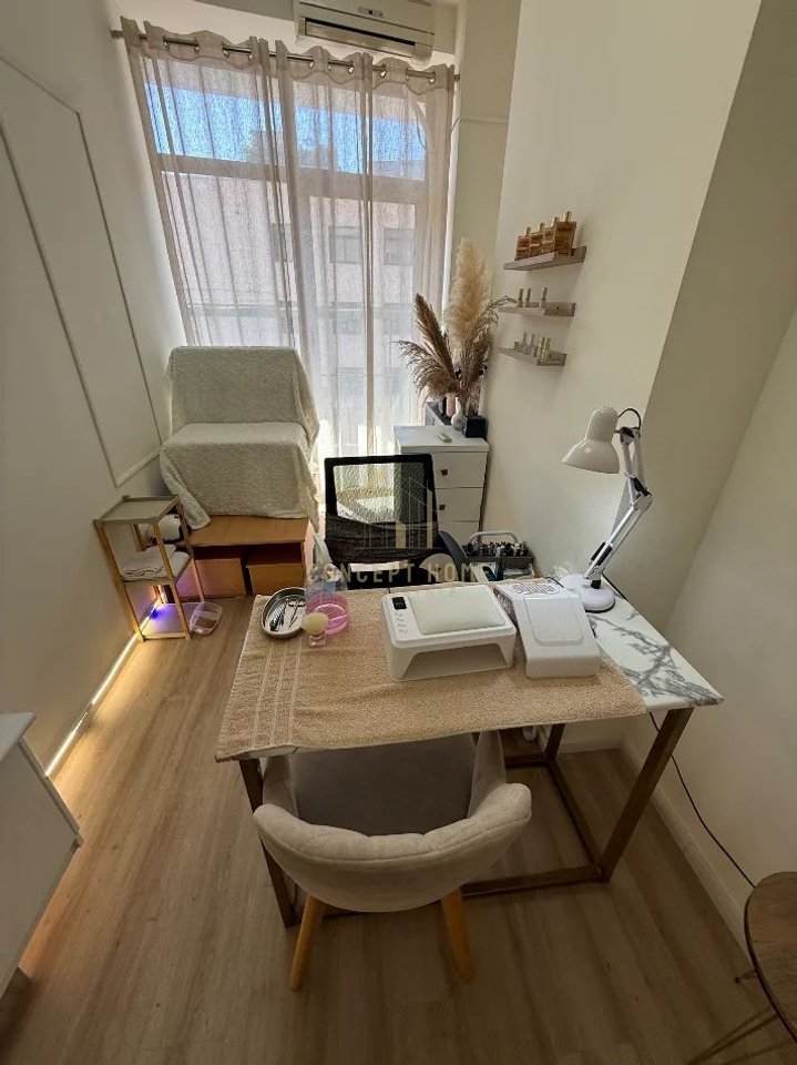 Business premises for rent for Aesthetics in Bllok.