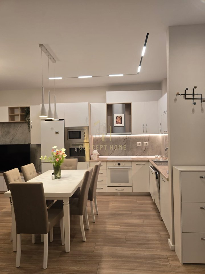 For rent: 2+1+2+P apartment on the new Boulevard