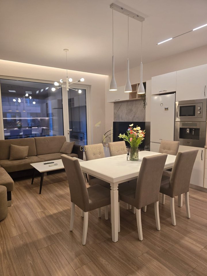 For rent: 2+1+2+P apartment on the new Boulevard