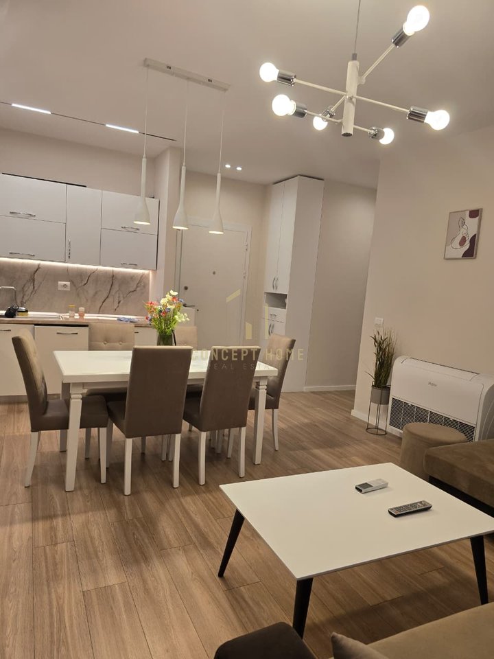 For rent: 2+1+2+P apartment on the new Boulevard