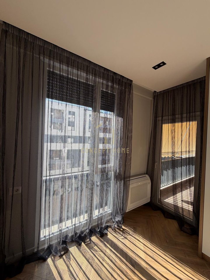 Shitet Apartament Premium 2+1+2 ne Shkoze (Relux Residence)