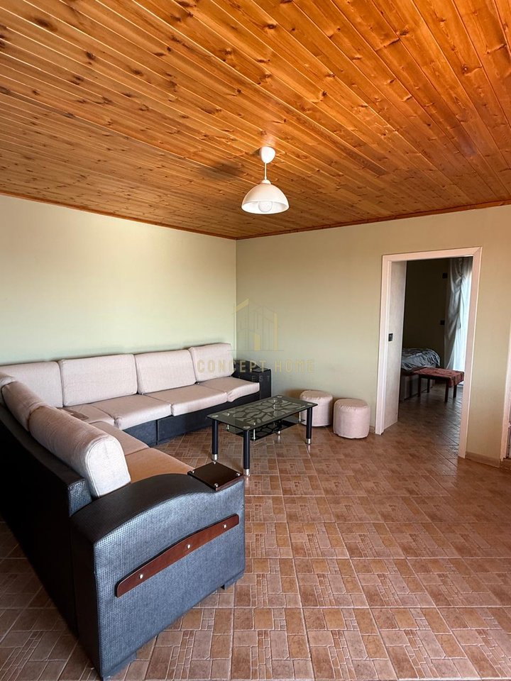 Jepet me qera Apartament 1+1 te Kodra Priftit/Cmimi: 35.000 leke / Muaj