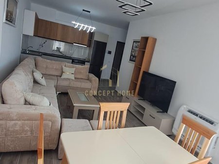 Jepet me qera apartament 1+1 ne Kamëz