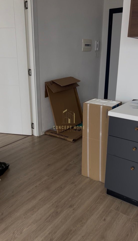 Apartament 1+1 me qera tek Pazari i Ri.