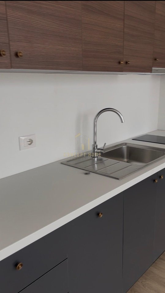 Apartament 1+1 me qera tek Pazari i Ri.