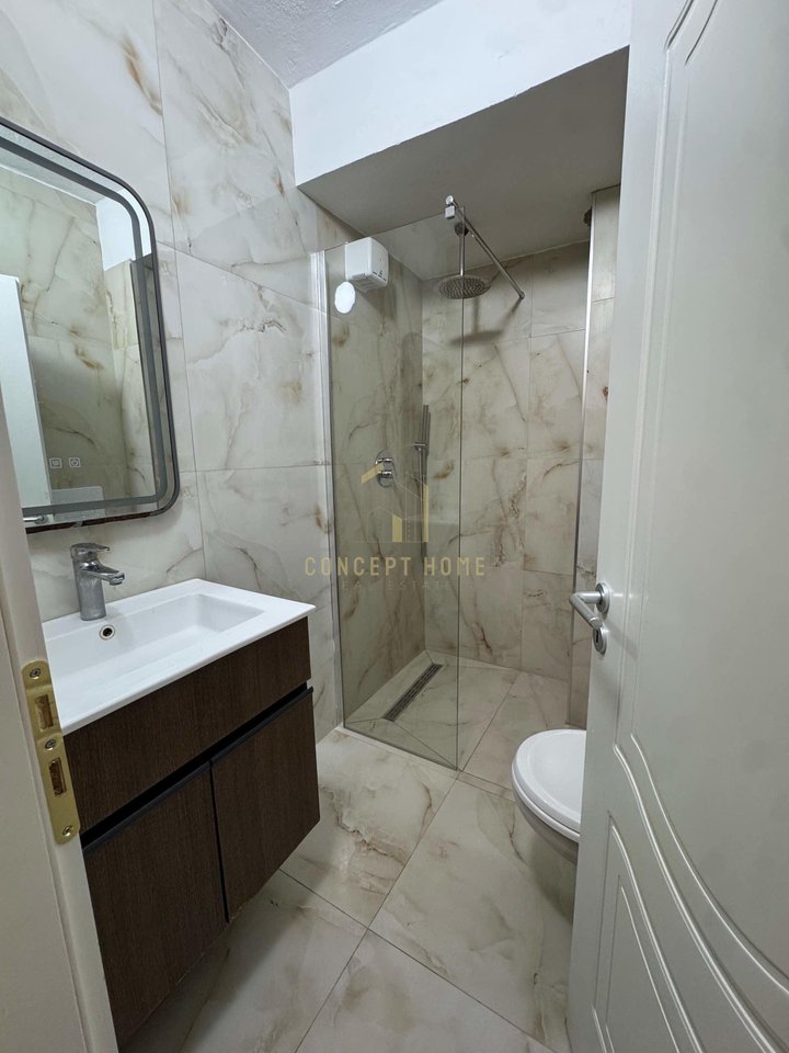 Apartament 2+1 me qera ne Kinostudio.
