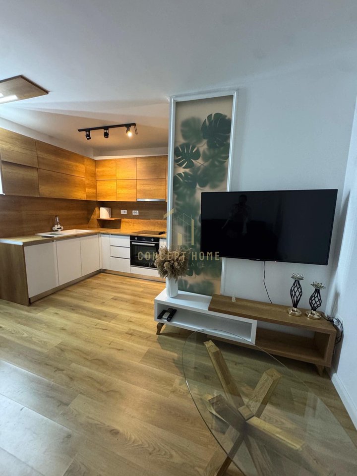 Apartament 2+1 me qera ne Kinostudio.