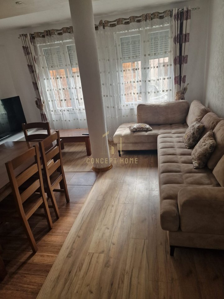 Appartamento 2+1 in affitto in Via 5 Maji, Tirana - 530€ | 100 m²