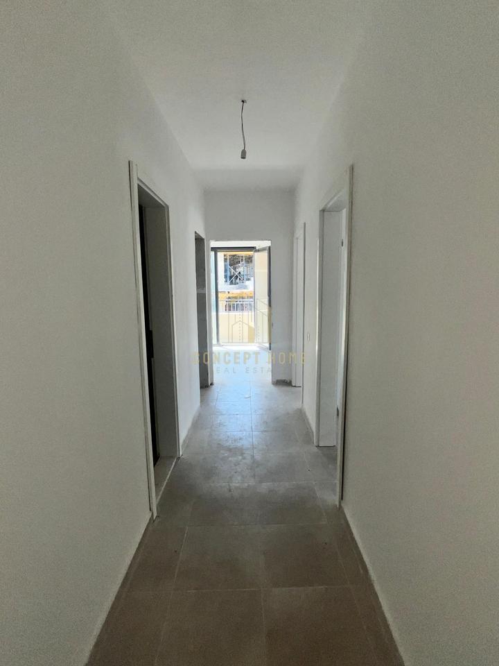 Jepet me qera apartament 3+1+2 Te Liqeni i Thate