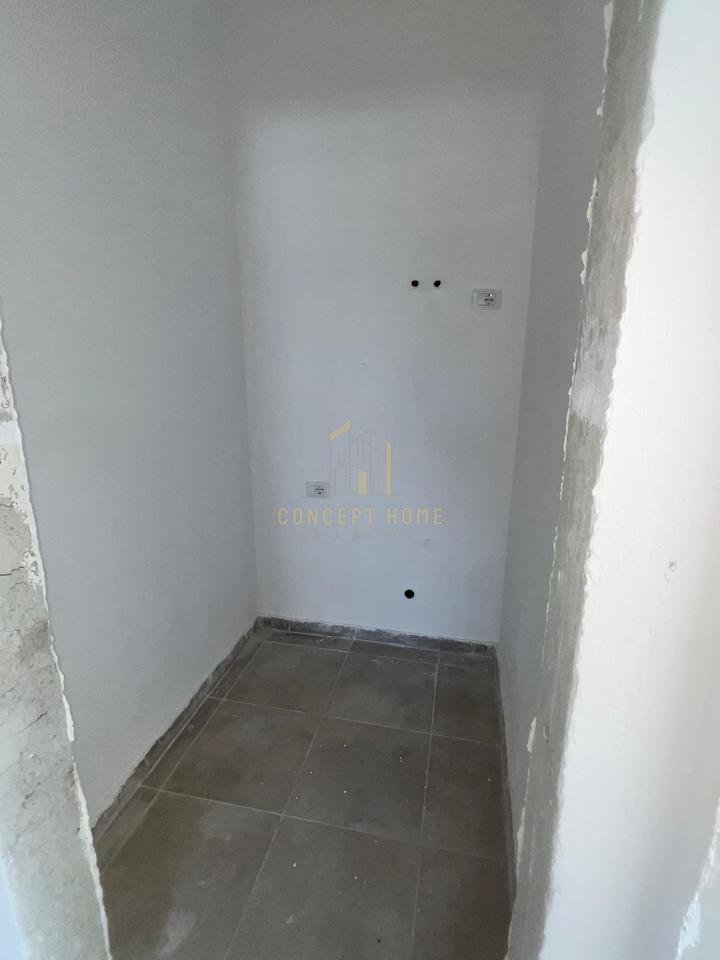 Jepet me qera apartament 3+1+2 Te Liqeni i Thate