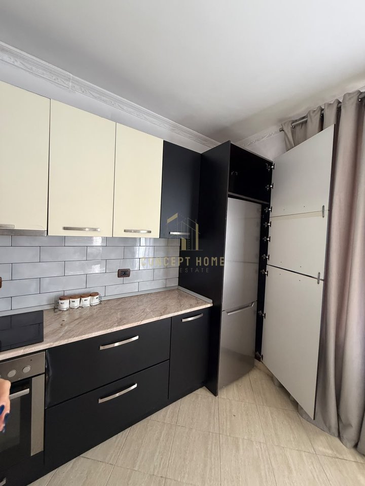Jepet me qera apartament 2+1 ne Vasil Shanto