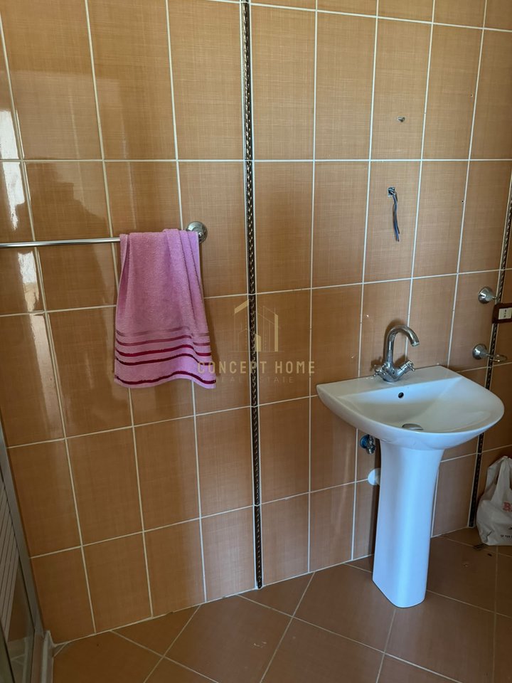 Affittasi appartamento 3+1 presso Kodra e Diellit