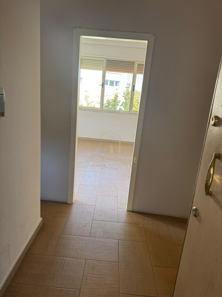 Affittasi appartamento 3+1 presso Kodra e Diellit