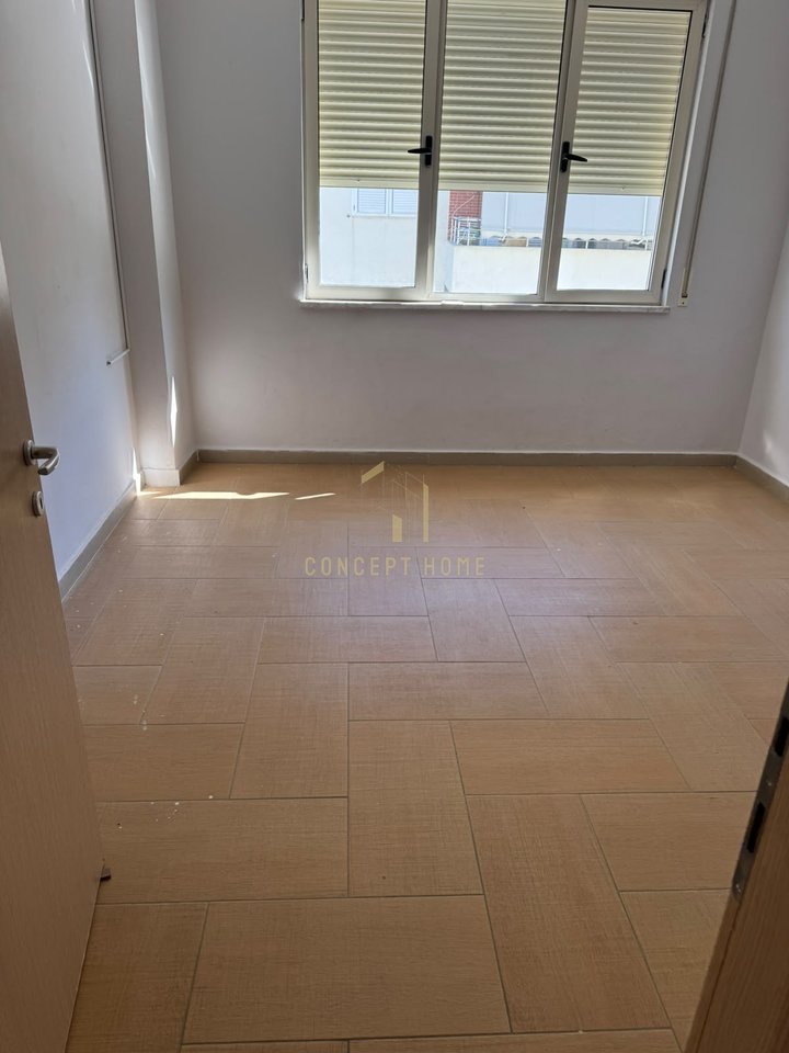Affittasi appartamento 3+1 presso Kodra e Diellit