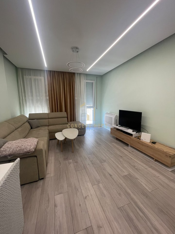 Apartment 2+1 for rent at Univers City