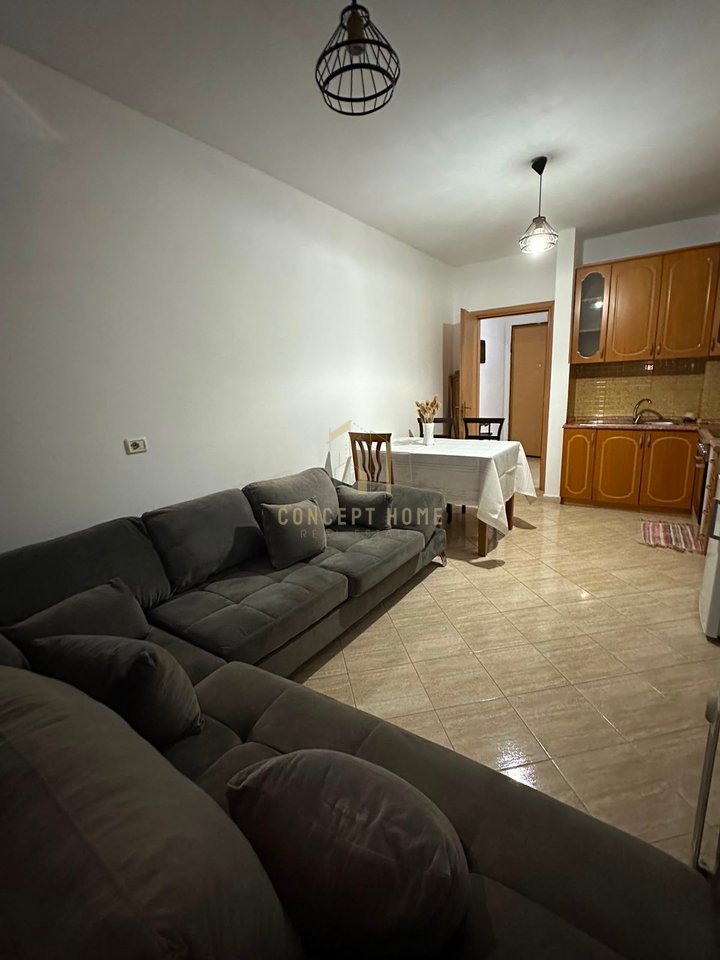 Appartamento 1+1 in affitto ad Astir