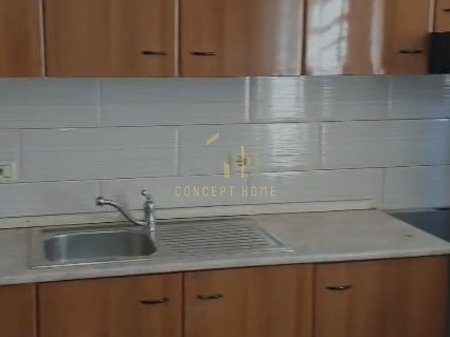 Jepet me qera shtepi private 1+1 tek Siri Kodra