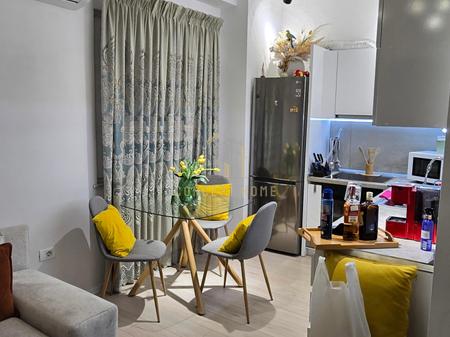 Jepet me qera apartament 2+1 ne Qender