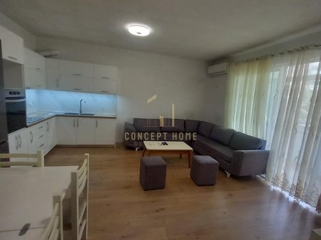 Affittasi appartamento 2+1+2 a Yzberisht.