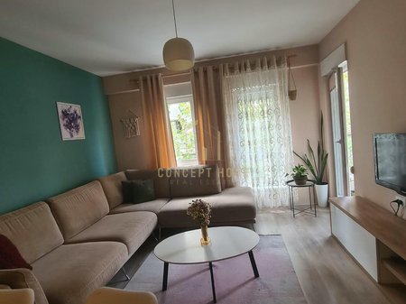 Affittasi appartamento 1+1 presso 21 Dhjetori